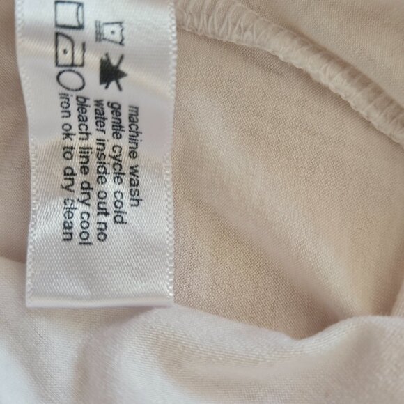 Three Dots Cold Shoulder White Top Size L - Picture 7 of 7